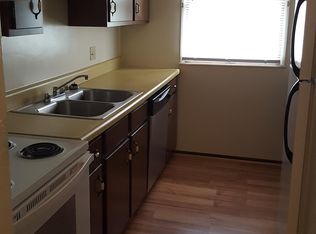 645 E Main St APT 60, Somerset, PA 15501