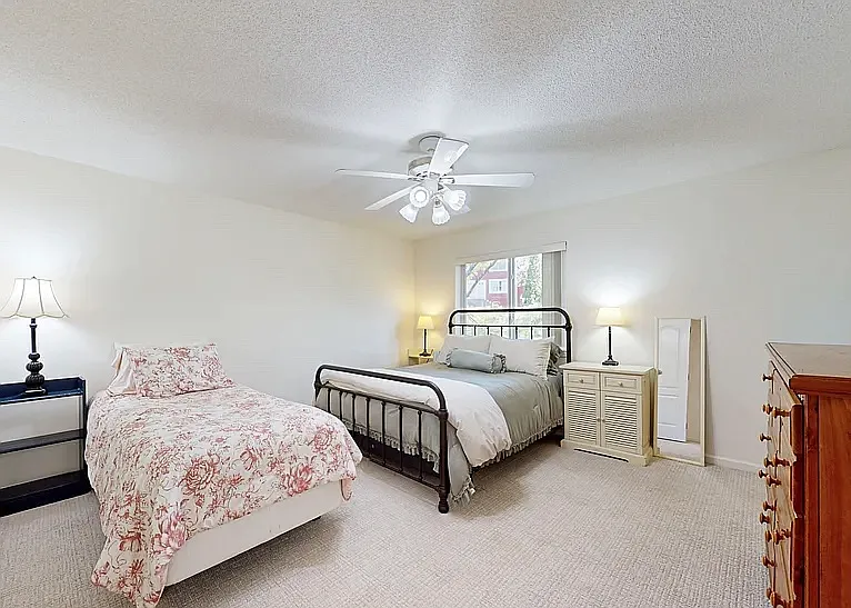 68 Virginia Ave #14 — Photo 8