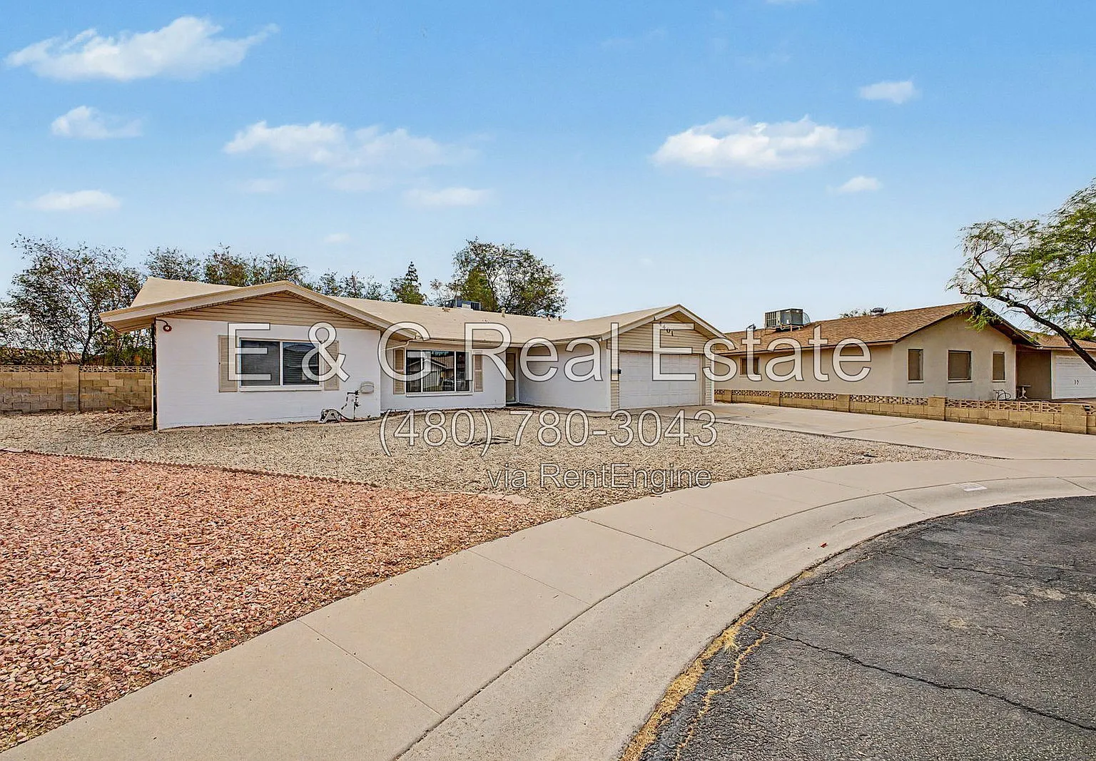 6 bed, 2.0 bath, 1992 sqft, $2,500 — Photo 3