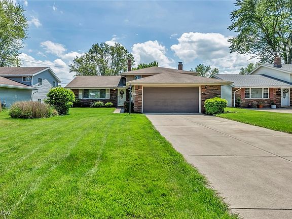 2nd image of 25017 Randall Dr