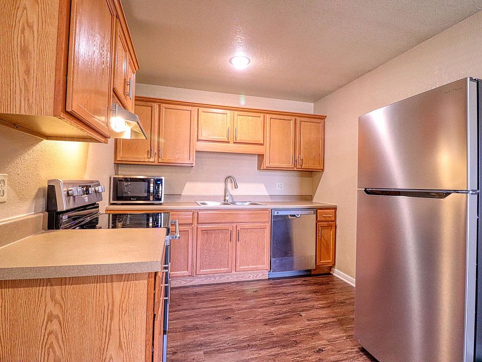 1st image of 2221 Bowie Dr #18