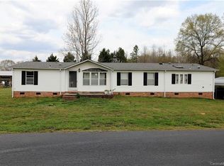 107 Cooks Lake Rd, Gastonia, NC 28056