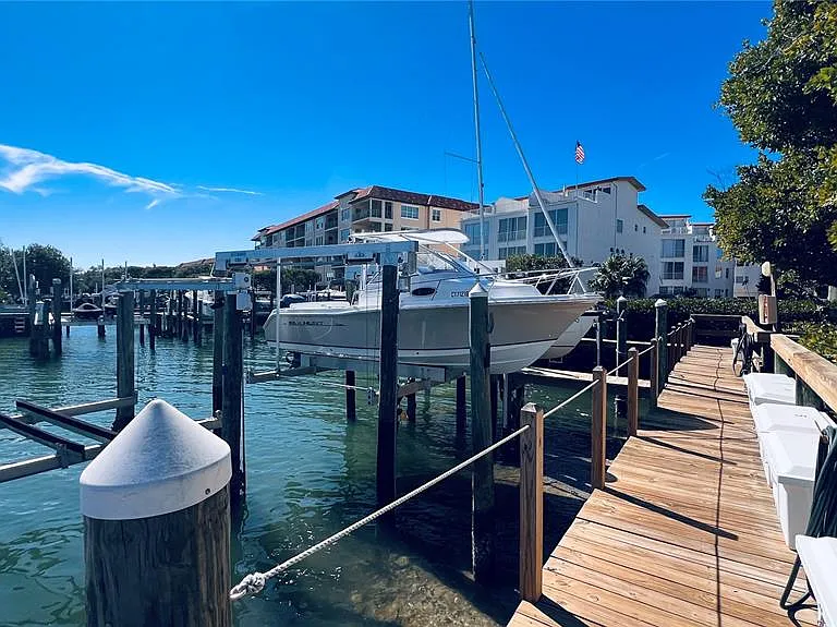 1515 Pinellas Bayway S #46 — Photo 47