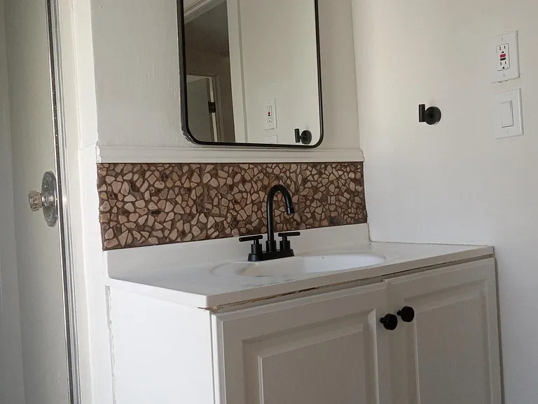 25 Main St #2C — Photo 11