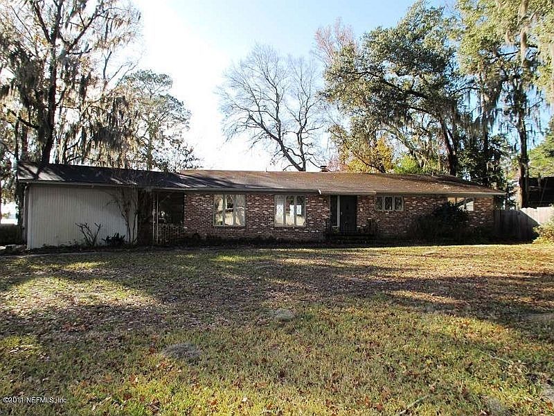 2nd image of 2425 Dogwood Ln