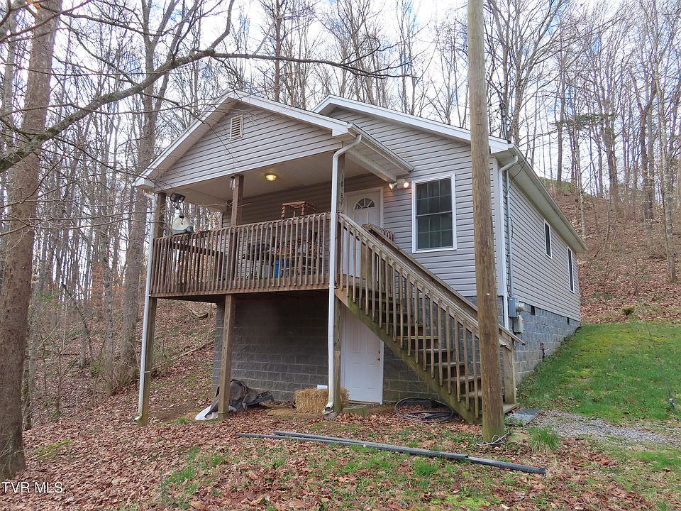 1st image of 10182 Redwood Cir