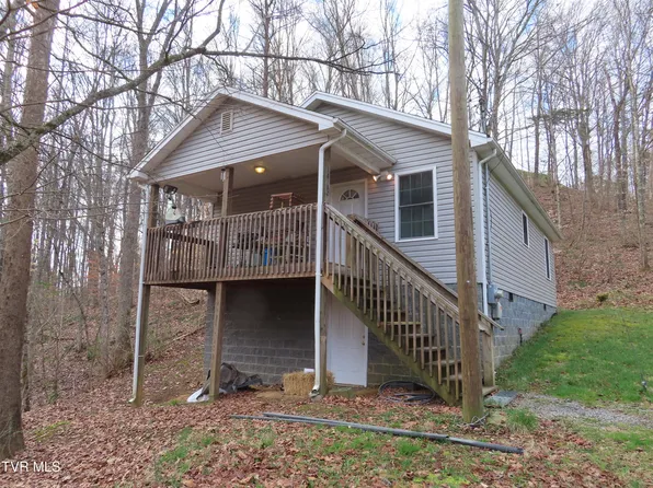 10182 Redwood Cir, Bristol, VA 24202