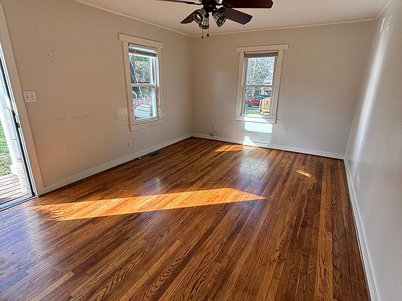 2nd image of 1505 Bagwell Ave