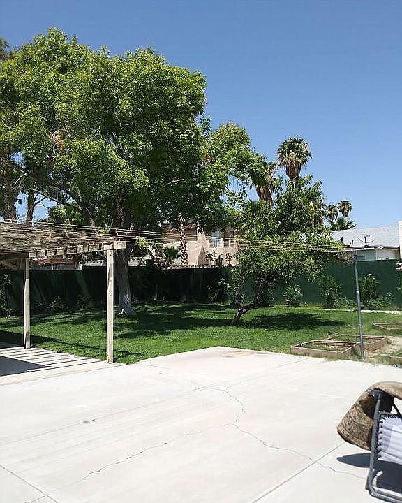 2nd image of 3850 E Mesa Vista Ave