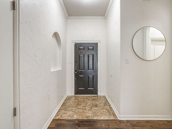 5th image of 1325 Sierra Blanca Dr
