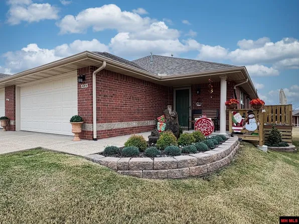 1233 Willowbrook Rd, Mountain Home, AR 72653