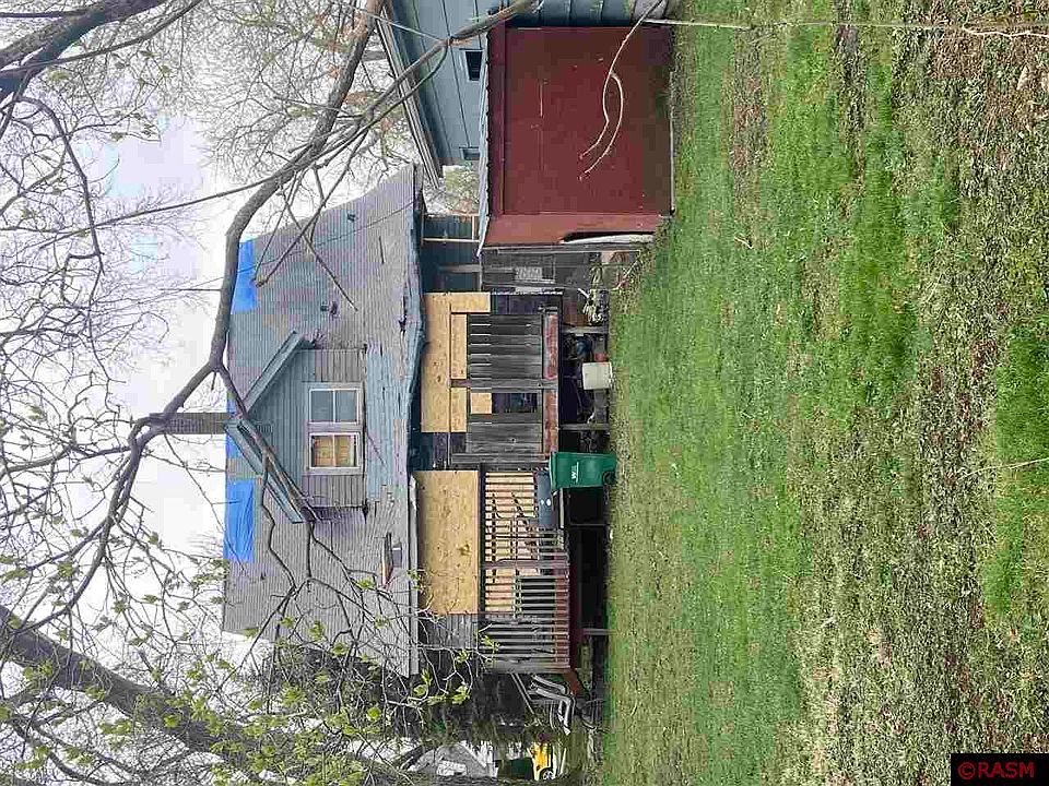 2nd image of 213 S 5th St