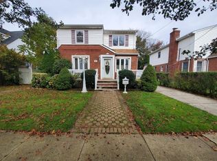 93 Kenneth Pl FLOOR 2, New Hyde Park, NY 11040