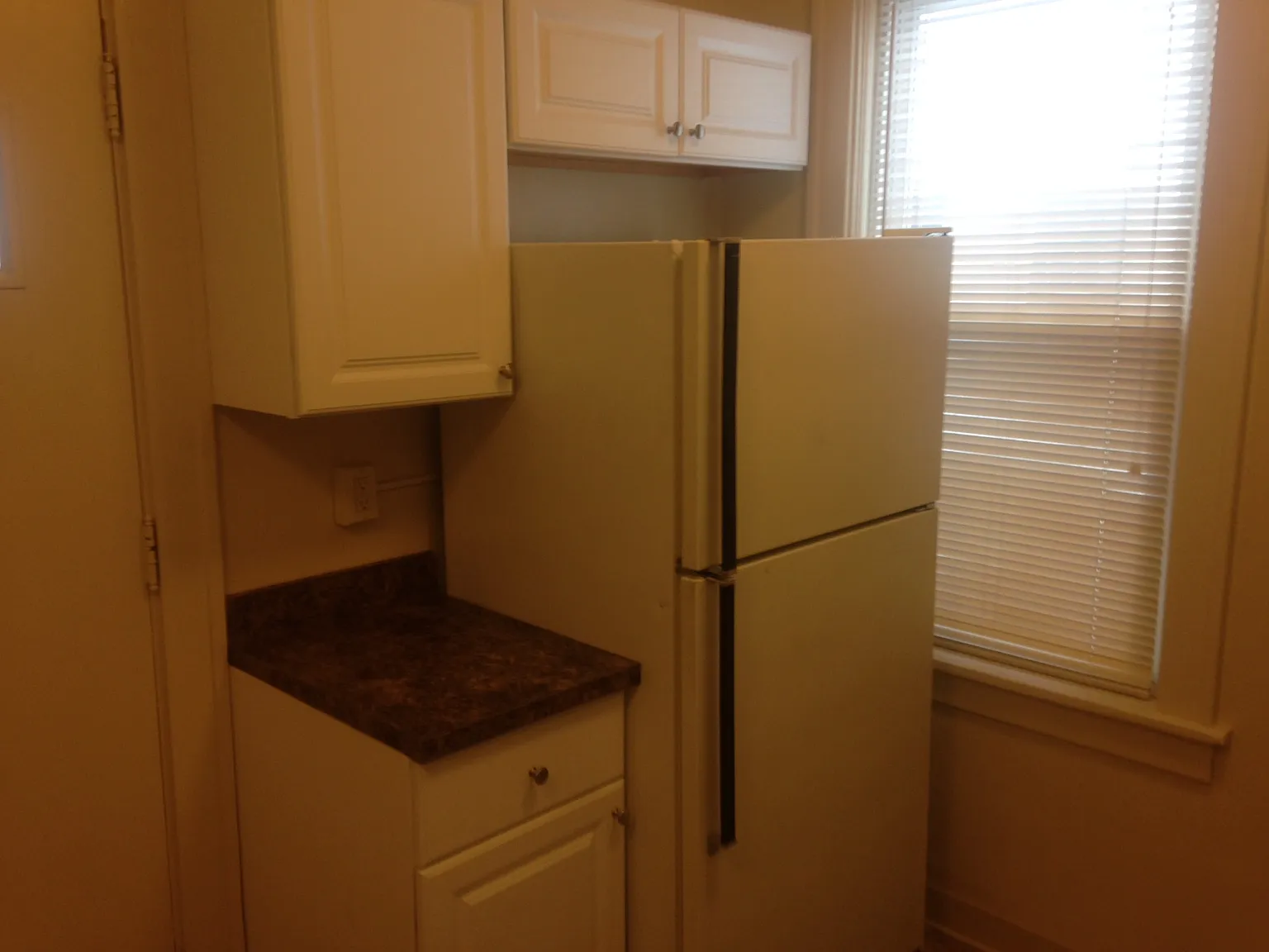 2 bed, 1200 sqft, $1,275 — Photo 2