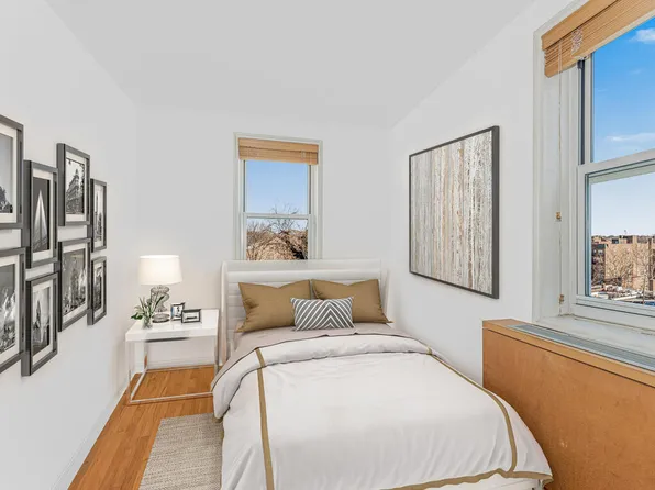 525 West 236th Street image 8 of 17