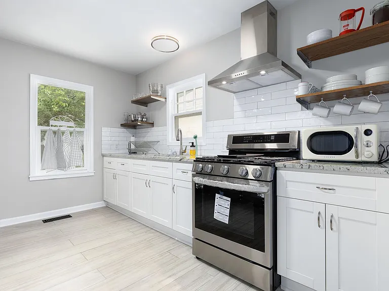 2904 W 43rd Ave — Photo 4