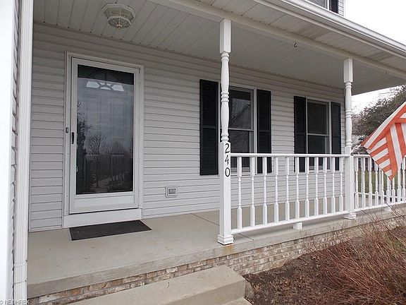 2nd image of 240 Hollybrier Dr