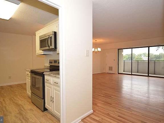 4th image of 5300 Columbia Pike APT 805