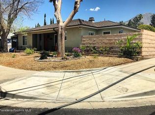 10900 Whitegate Ave, Sunland, CA 91040
