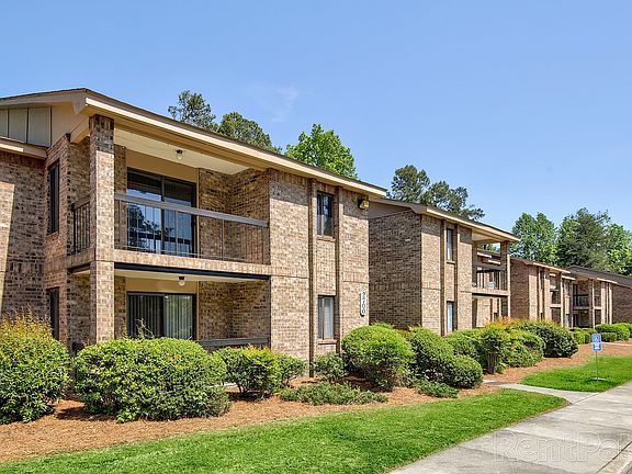 33389_hdp_woodcrest_ext_bld180504_