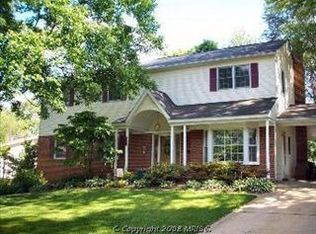 8611 Sinon St, Annandale, VA 22003