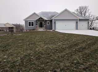 150 Northern Hills Dr, Saint Charles, MN 55972