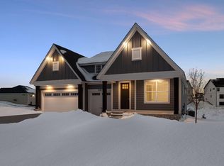 4587 Meadowview Ln, Excelsior, MN 55331