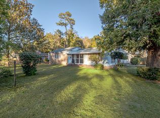 85 Willow Dr, Sumter, SC 29150