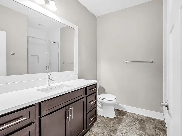 509A Moore Ave — Photo 9