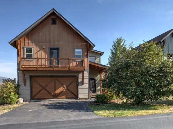 23700 Sagebrush Cir, Oak Creek, CO 80467