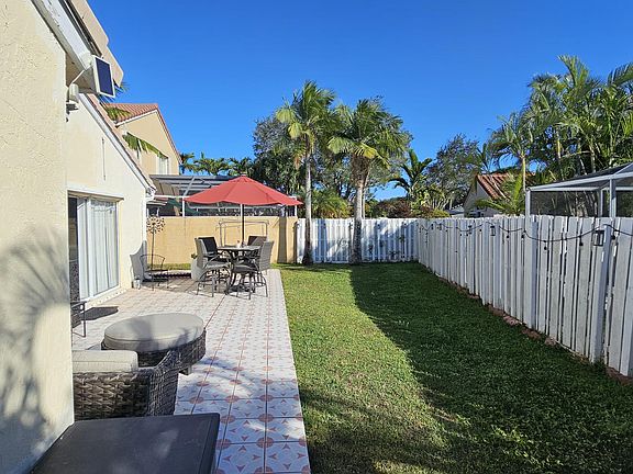 5th image of 18710 NW 10th Street