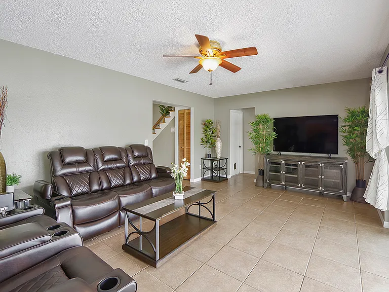 8318 Palma Vista Ln — Photo 24