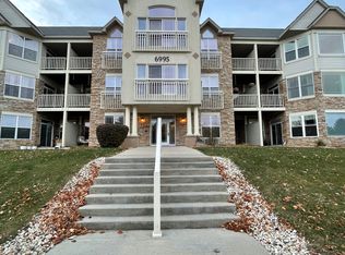 6995 S Riverwood Blvd UNIT 109, Franklin, WI 53132
