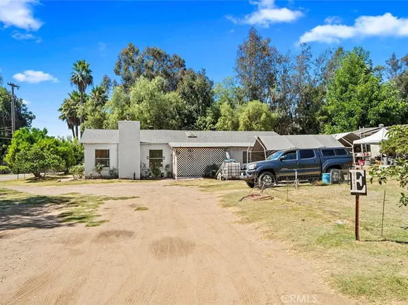 2243 N Nutmeg St, Escondido, CA 92026