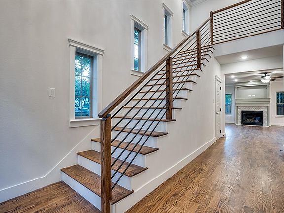 5th image of 1014 North St