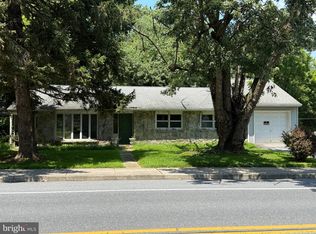 839 S State St, Ephrata, PA 17522