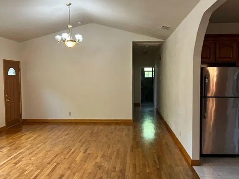 3515 California Ave — Photo 4