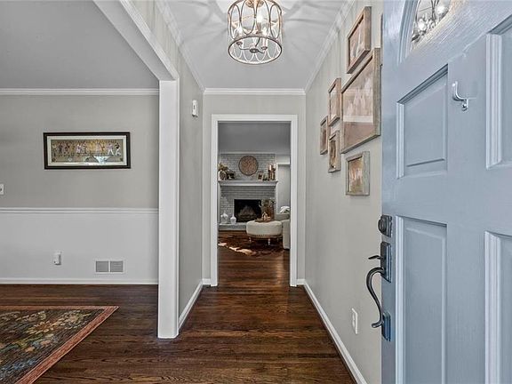 5th image of 200 Corinth Ct