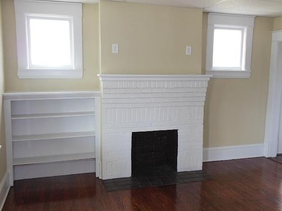 4th image of 1659 Syracuse Ave NW