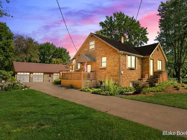 5533 Washington Ave, Saint Joseph, MI 49085