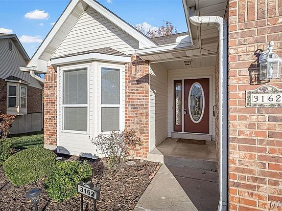 3rd image of 3162 Country Bluff Dr #37A