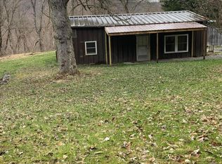 1095 Edgington Rd, South Salem, OH 45681