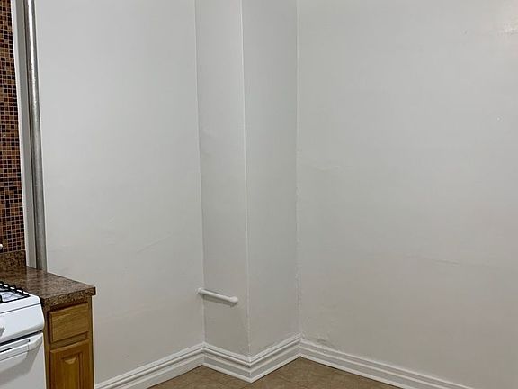 3rd image of 25-53 34th St #2