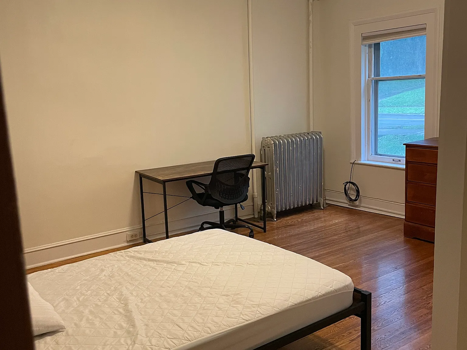 2 bed, 1.5 bath, 700 sqft, $1,810 — Photo 4