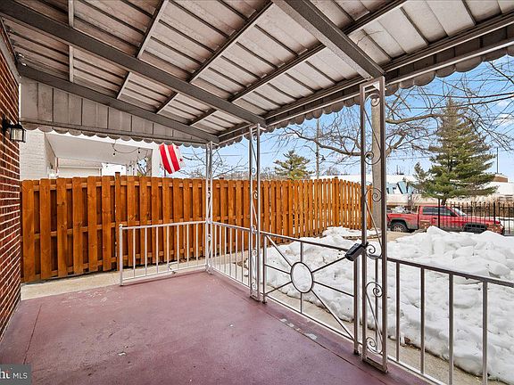 3rd image of 6416 Blair Rd NW