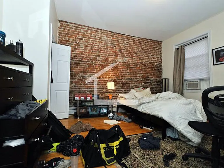 12 Glenville Ave #4 — Photo 8
