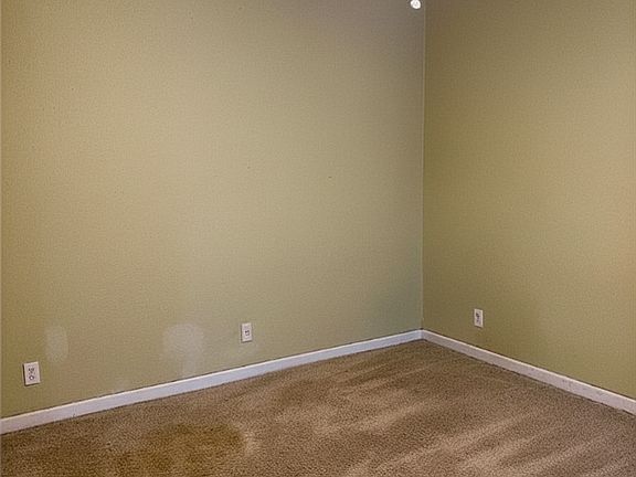 4th image of 2202 E 66th Pl Unit 1902