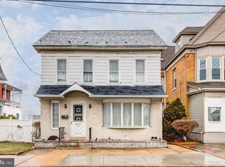 25 W Main St, Dallastown, PA
