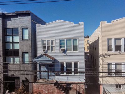 723 Garfield Ave, Jersey City, NJ, 07305