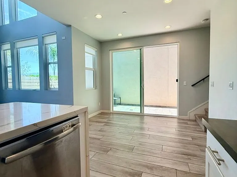 2344 Element Way — Photo 4